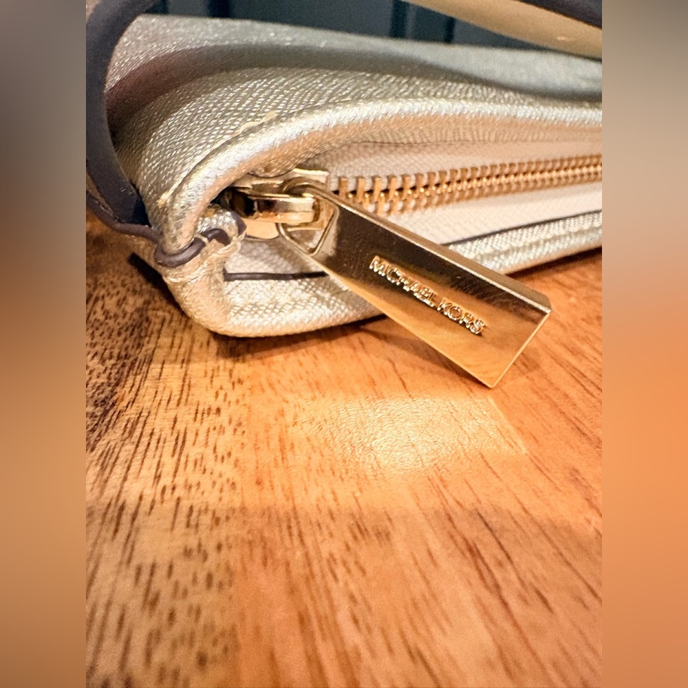 Michael Kors Gold Crossbody Bag - Picture 7 of 7